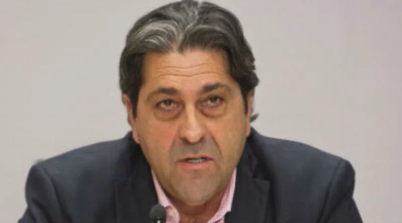 Fernando Sepulcre pasó cuatro veces los gastos de una foto de carné