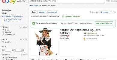 La escoba voladora de Esperanza Aguirre, a la venta en eBay tras su dimisión