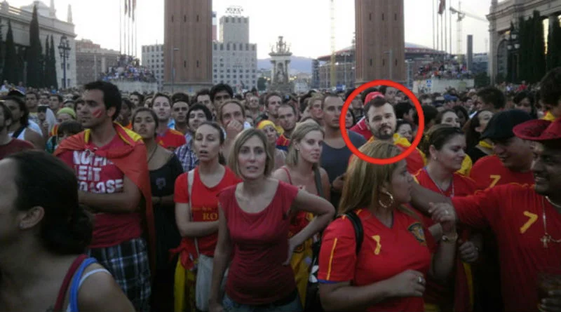 Gabriel Rufián celebrando el Mundial de España